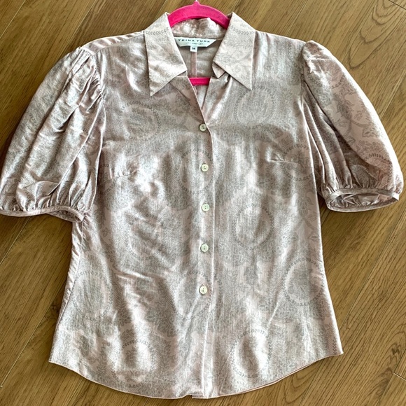 💕HP💕Trina Turk pink paisley print blouse - Picture 2 of 6